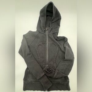 lululemon Women’s Hoodie Black Size 6 (Small)